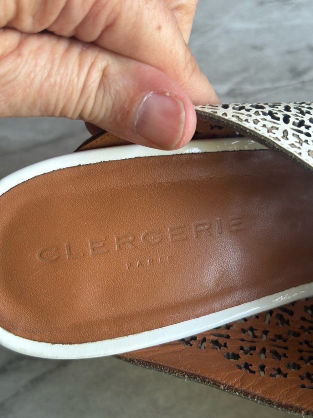 CLERGERIE PARIS White Perforated Patterned Leather Open-Toe Mule Heels size 37 - Picture 5 of 9